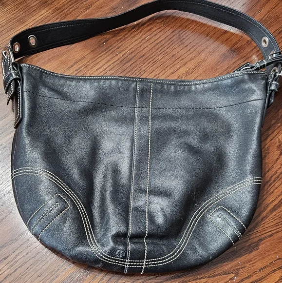 Coach Black Leather Shoulder Bag - Picture 1 of 8